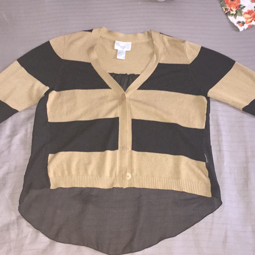 botton sweater